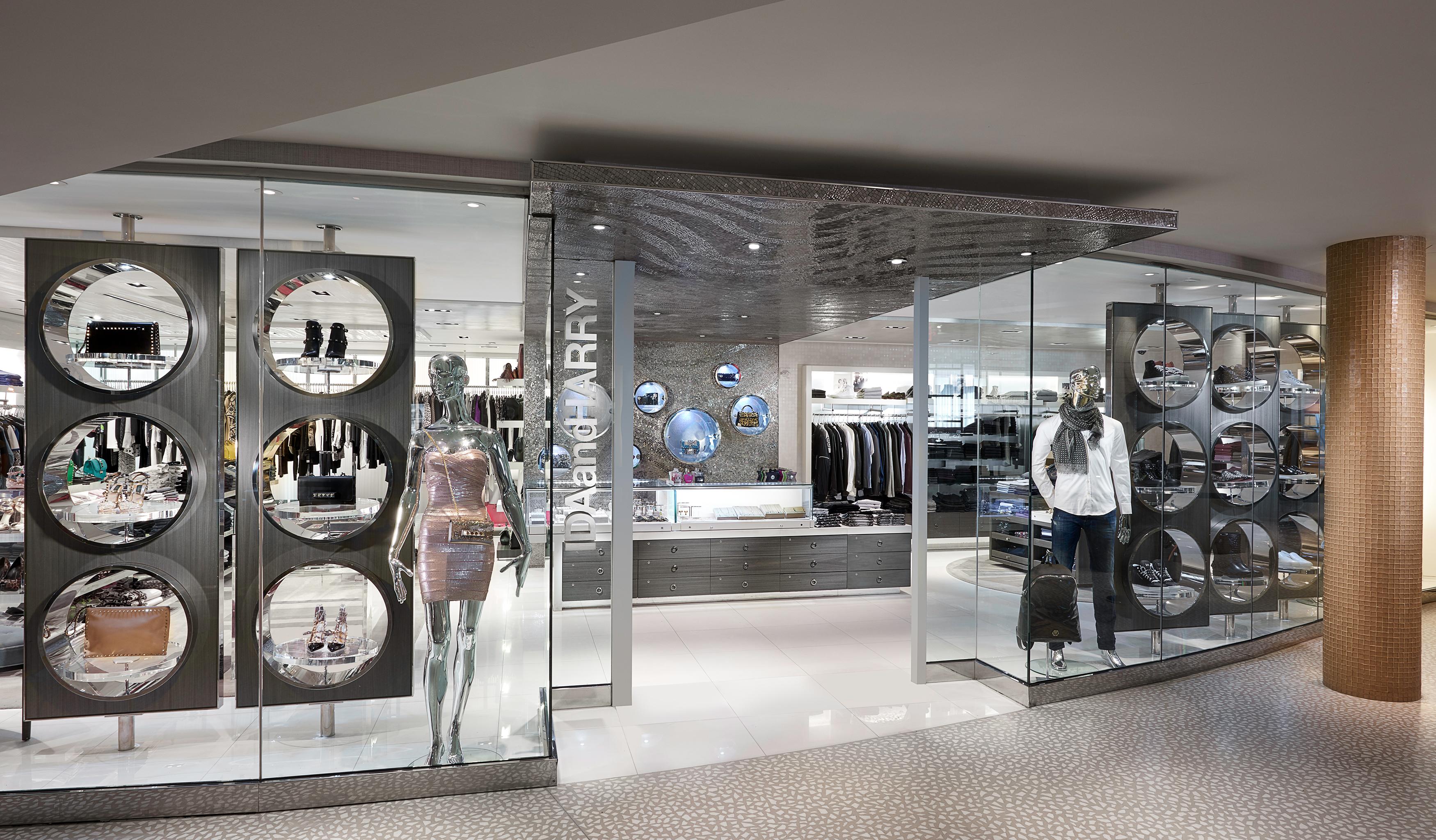 Fontainebleau Маями Бийч Екстериор снимка The shops on board