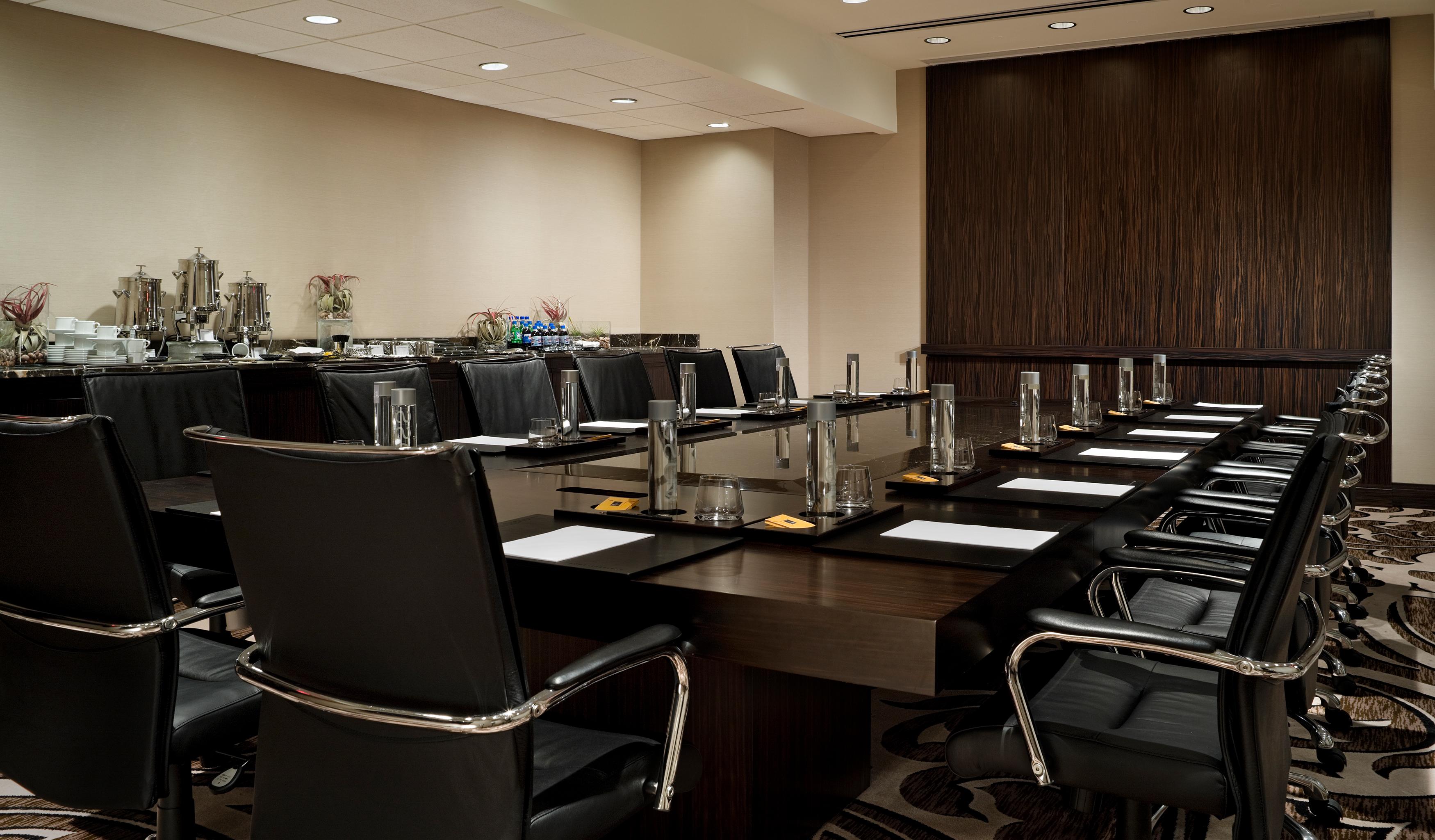 Fontainebleau Маями Бийч Екстериор снимка Meeting room